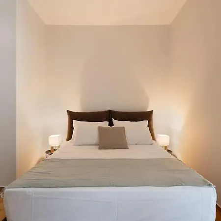 Prime 3-br Exarcheia Abode