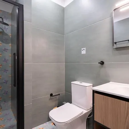 Prime 3-br Exarcheia Abode Athens